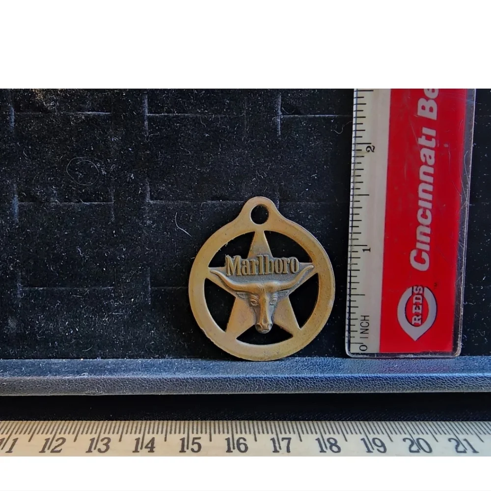 Vintage Marlboro Brass Keychain Western Steer Theme